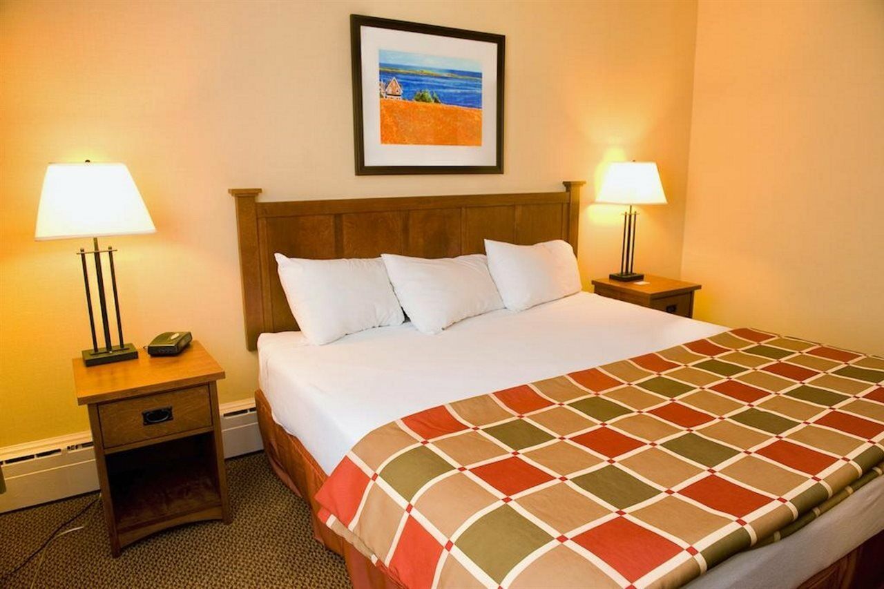 Charlottetown Inn & Conference Centre Екстер'єр фото