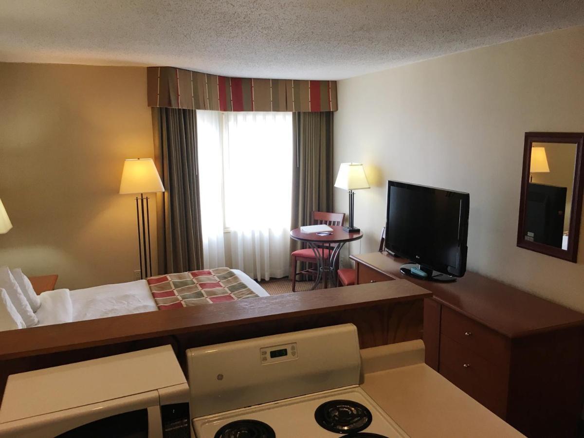 Charlottetown Inn & Conference Centre Екстер'єр фото